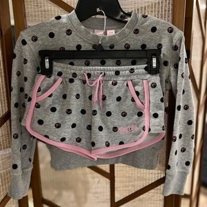 Girls size 7/XS Roxy Barbie matching sweatshirt and shorts set.